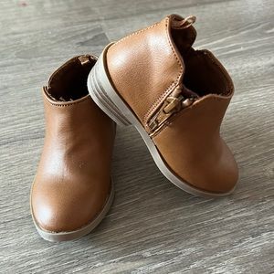 OLD NAVY Brown Boots